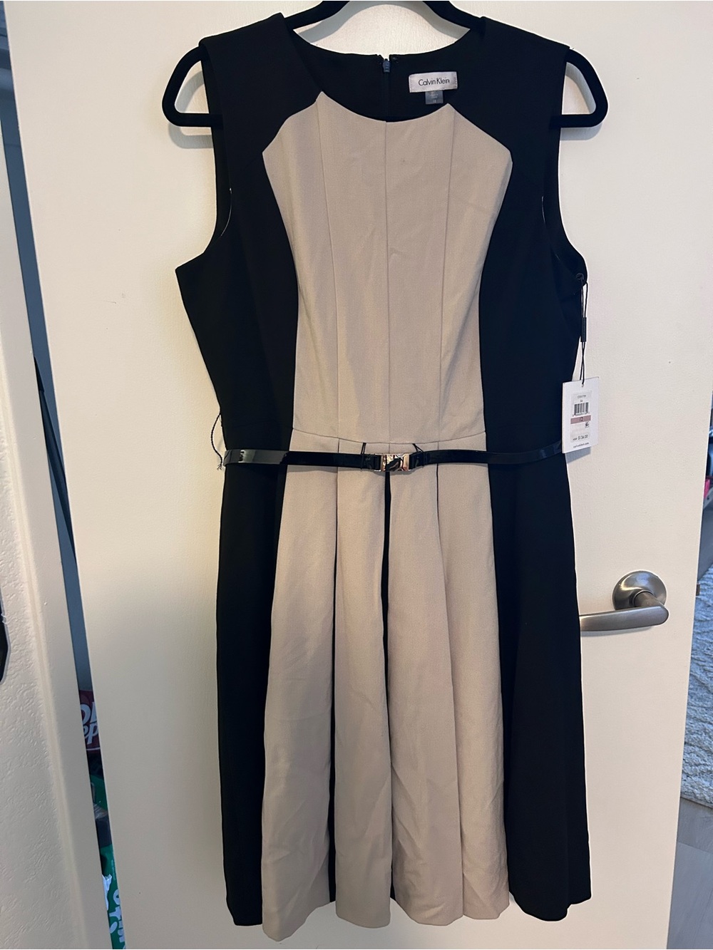 Calvin Klein Black Tan Silhouette Sleeveless Fit Flare Color Block Dress 12 NWT